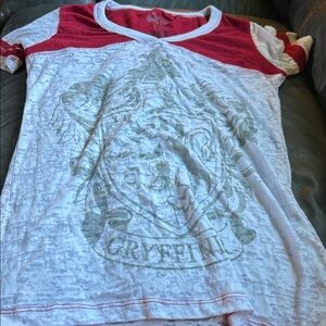 Gryffindor Women’s t shirt universal studios